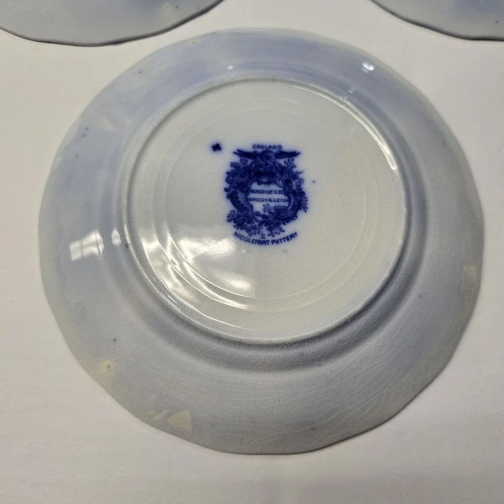 Antique Set 5 Flow Blue Nonpareil 8 5/8